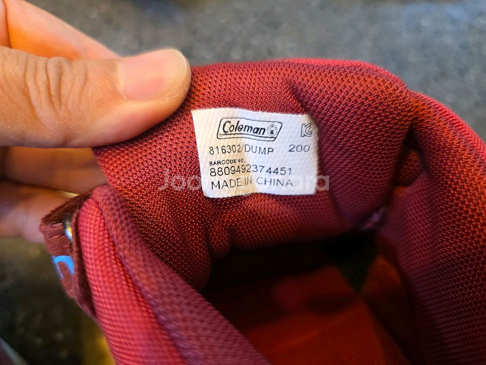 콜맨 트래킹화 200. 210--3