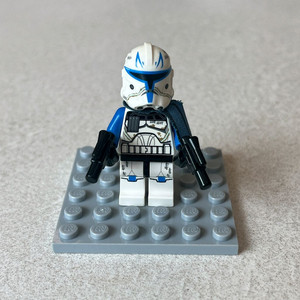 레고 75012 미니피규어 캡틴 렉스 P.2