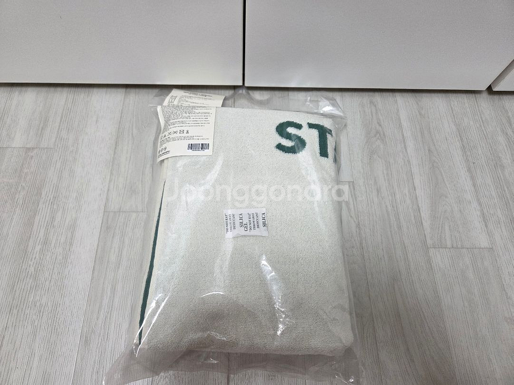 스타벅스 라코스테 트렌타월 새상품--1