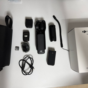 dji 오즈모 포켓3 크리에이터 콤보 팝니다