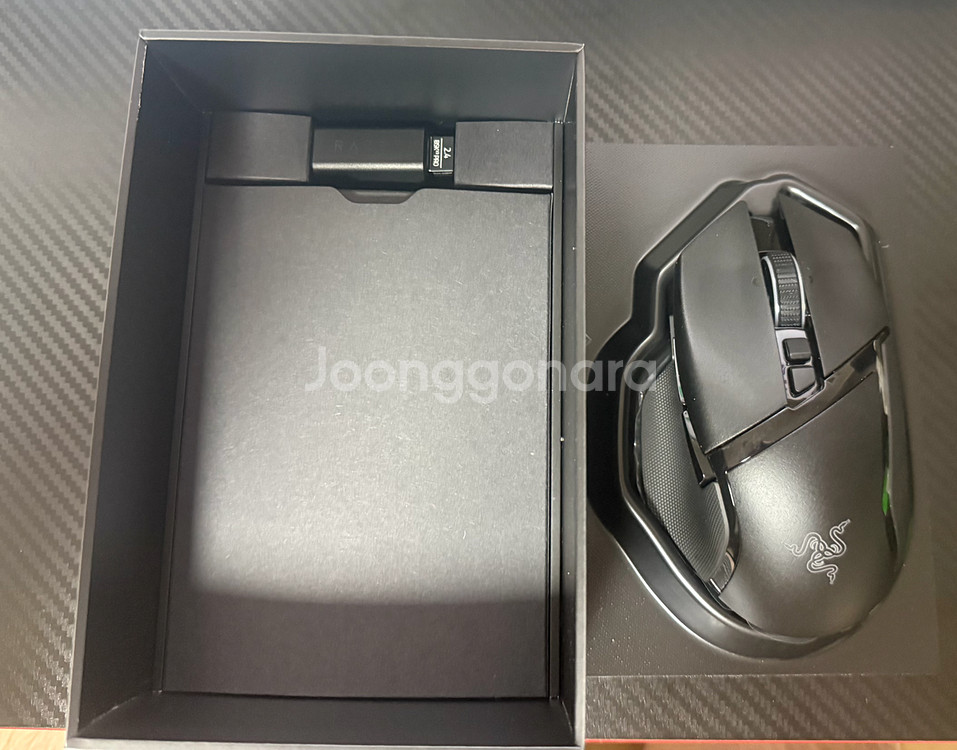 레이저 바실리스크 v3 pro 판매합니다--0