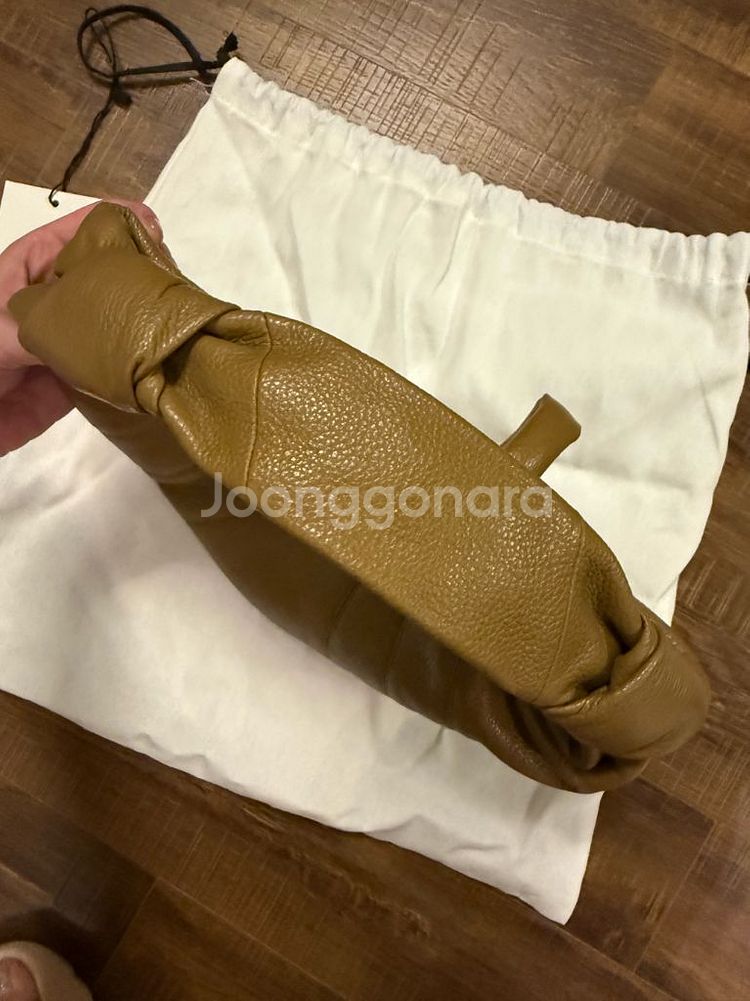 르메르 범백 크로와상 포춘백 미니 브론즈카키 가방--4