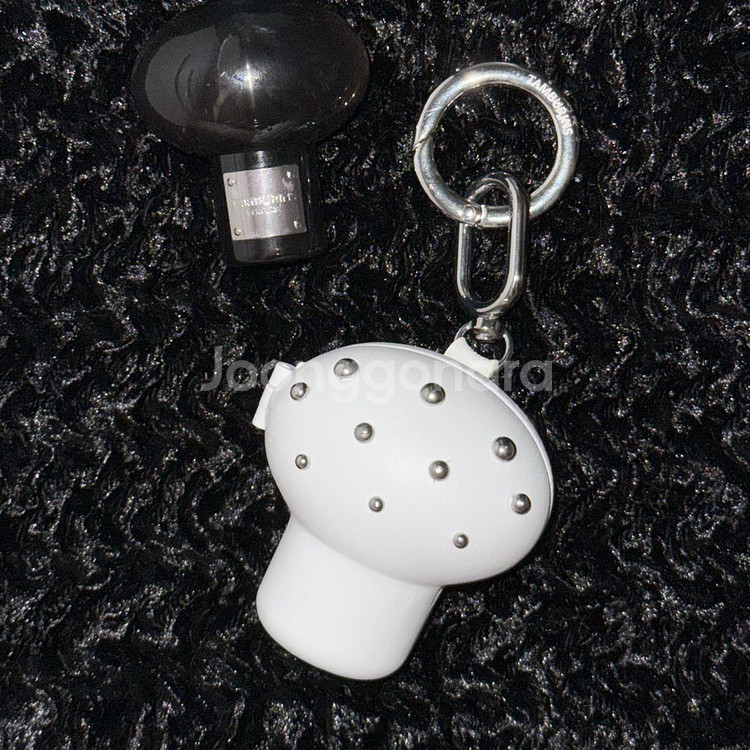 탬버린즈 레더 웨어 퍼퓸 오일 화이트 보타리--0