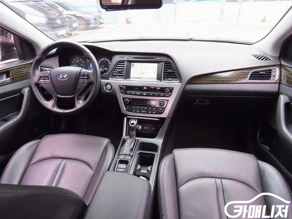 [현대]LF 쏘나타 2.0 스마트 스페셜 #앱특가--3