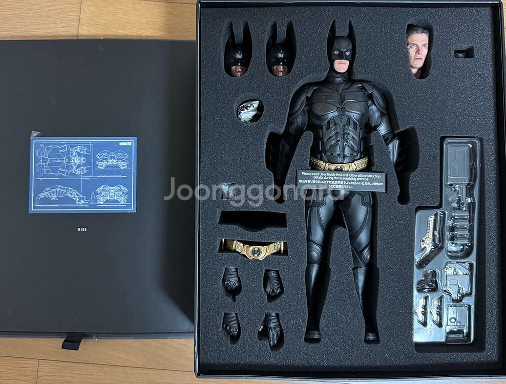 (중고) 핫토이 DX12 다크나이트 배트맨--2