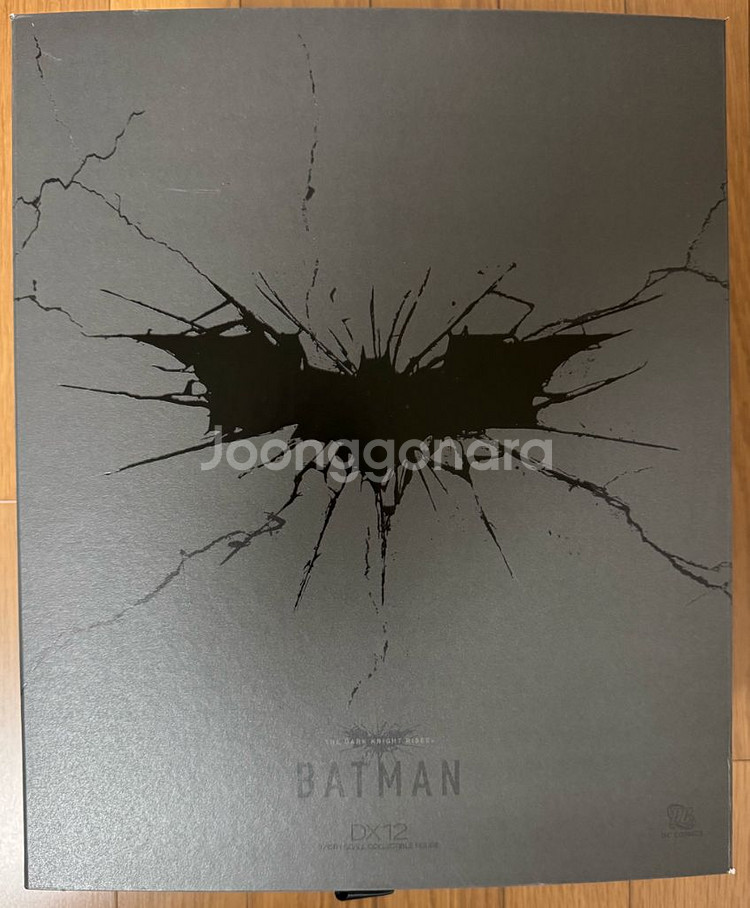 (중고) 핫토이 DX12 다크나이트 배트맨--1