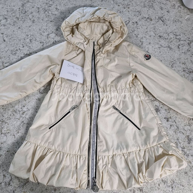 몽클레어 키즈 바람막이 2y--0