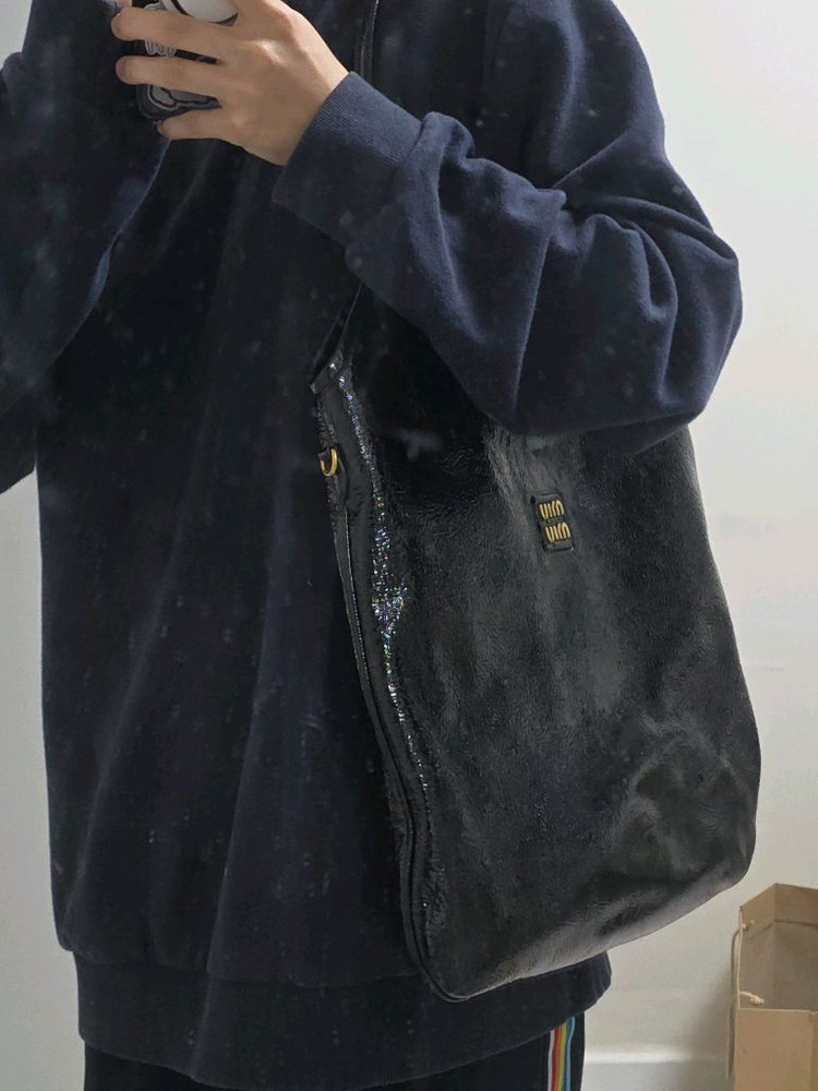 미우미우 블랙 페이던트 아이비백 토트--7