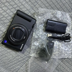 Sony Zv-1 브이로그 카메라 거의 새상품입니다!!