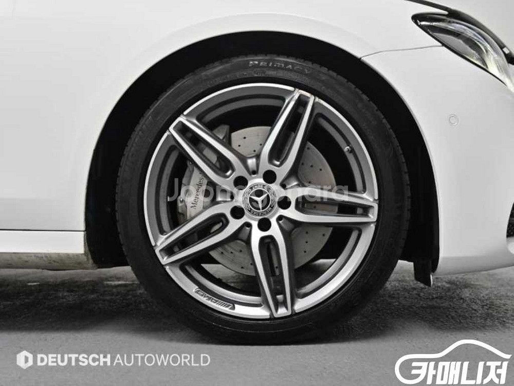 [벤츠]E-클래스 W213 E300 AMG LINE #--4