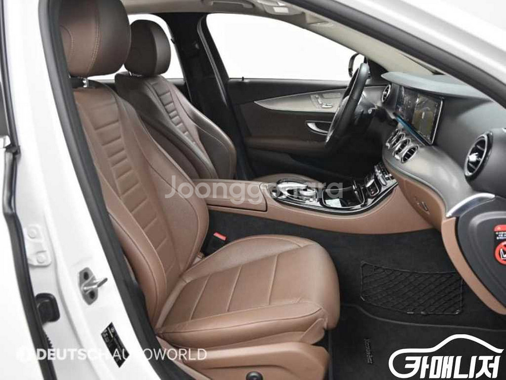 [벤츠]E-클래스 W213 E300 AMG LINE #--9