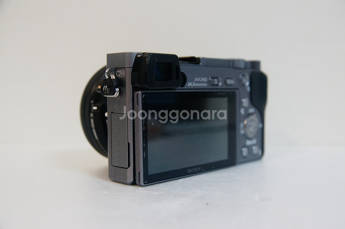 [소니] A6000 그레이 미러리스 카메라 팝니다.--5