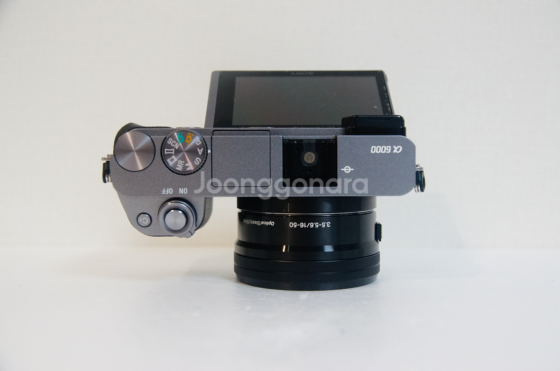 [소니] A6000 그레이 미러리스 카메라 팝니다.--7