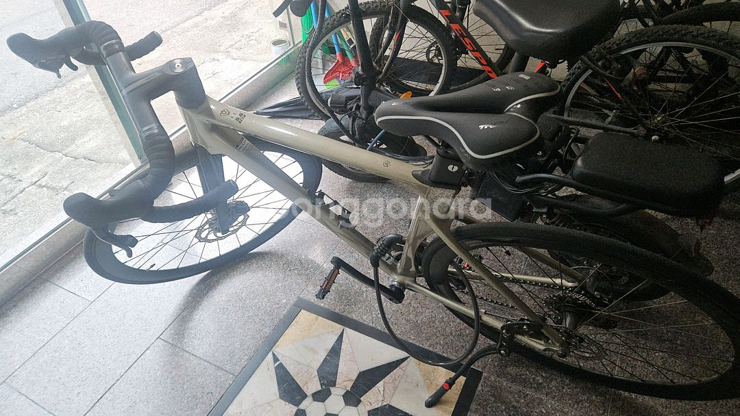 java siluro 6 top 로드 자전거--3