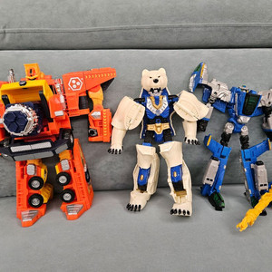 헬로카봇 베어하이더, 스카이거너,메가볼드(택포)