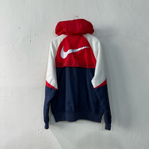 나이키 빅로고 윈드러너 바람막이 L