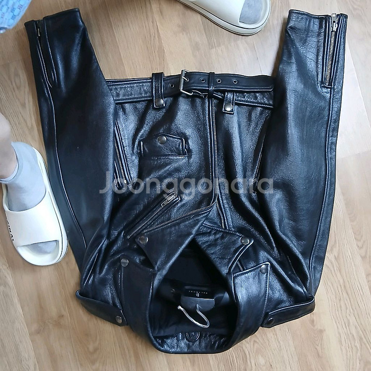 바이크슈트 2종입니다--4