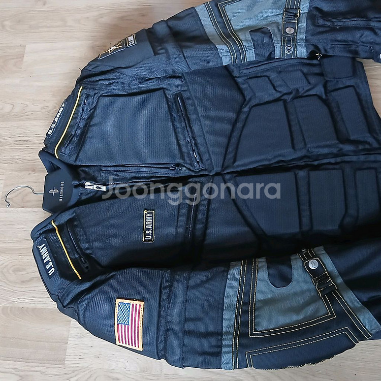 바이크슈트 2종입니다--9