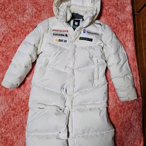 데상트 스위스스키팀 수지 롱패딩 화이트 분리형90-95