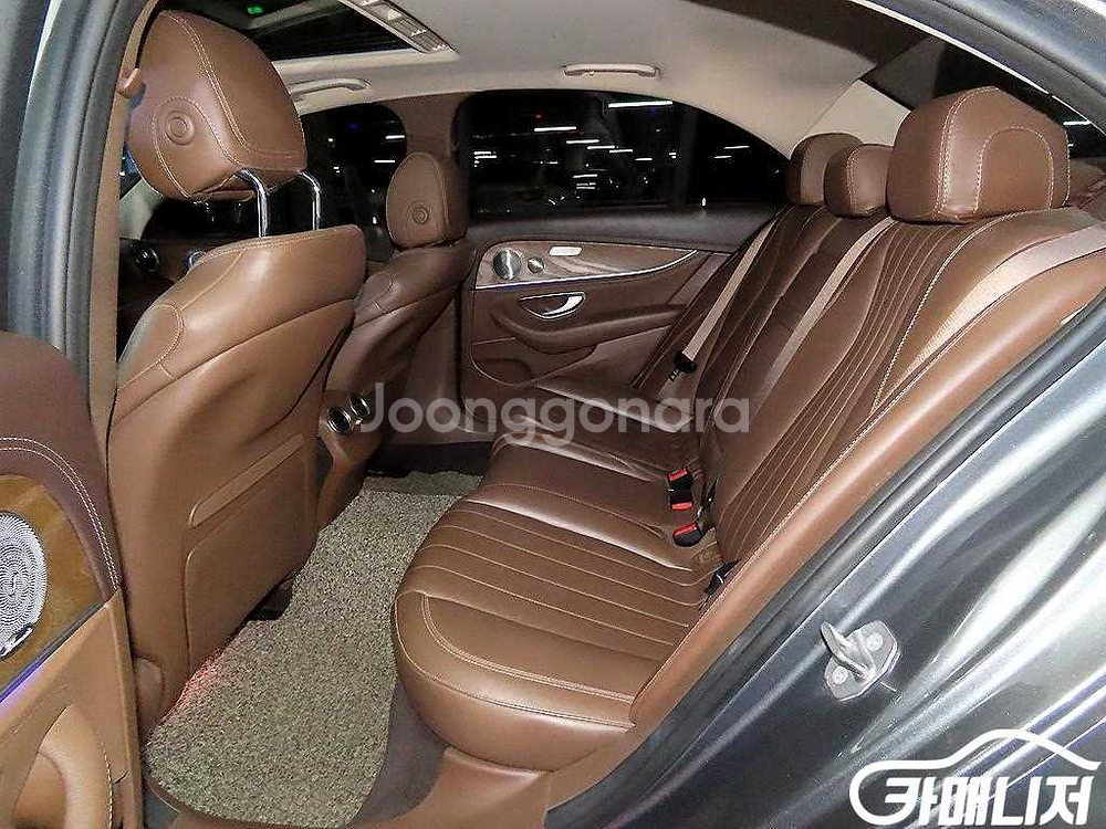 [벤츠]E-클래스 W213 E300 익스클루시브 (5인--6