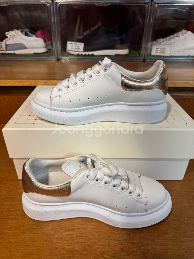 37/240) 알렉산더맥퀸 오버솔 스니커즈--1