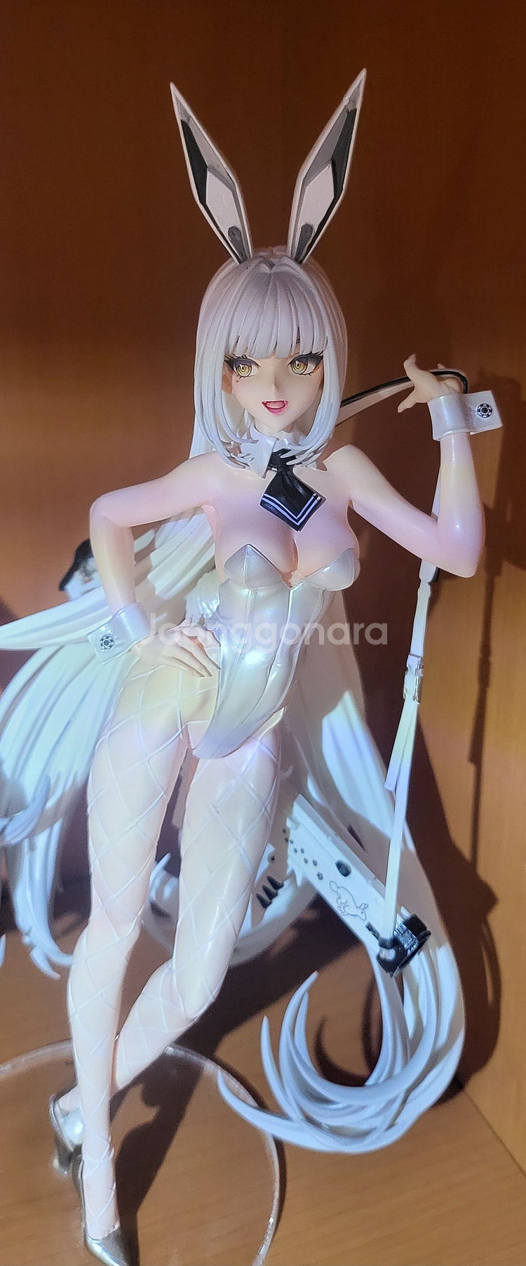 니케 블랑, 누아르 레진 피규어 판매합니다.--1