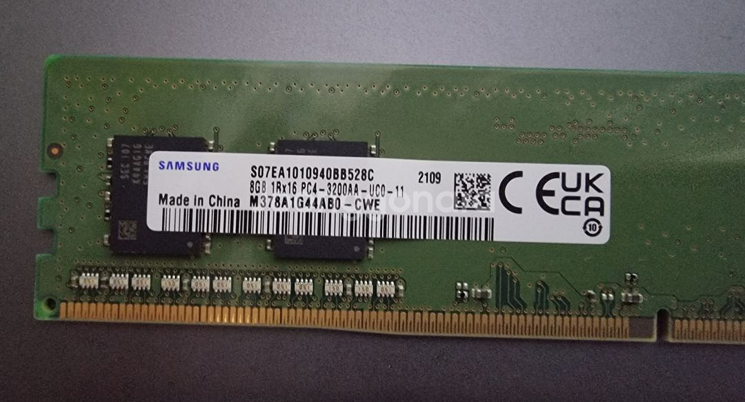 삼성 DDR4 RAM 8G 3200 2개 판매합니다--1