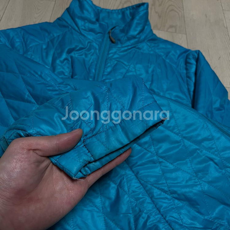 파타고니아 여성 자수 와펜 경량패딩 퀼팅자켓 L/100--6