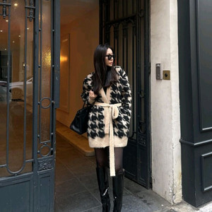 더로랑 하운드투스 모헤어 니트코트