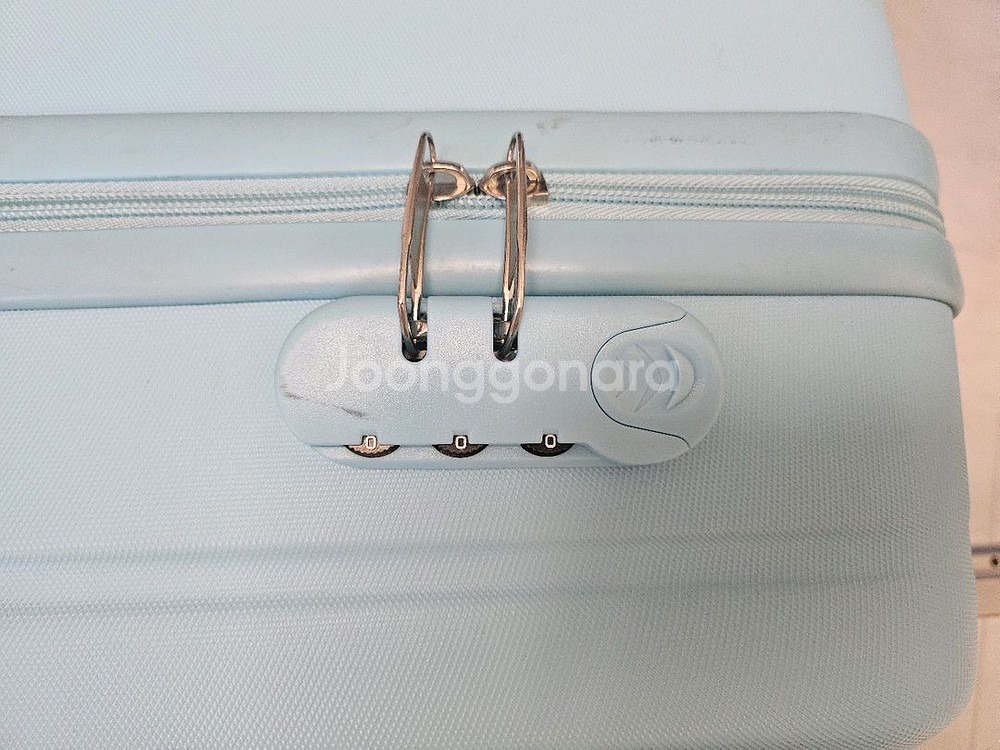 18인치 케리어 블루, 핑크 색상 각각 판매 해요--3