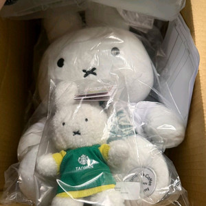 (택포)대만 스타벅스 미피 70주년 인형 키링