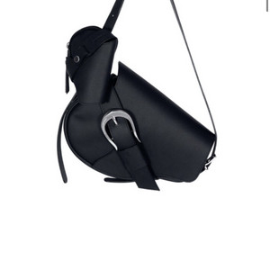 이우가마카라스 버클 홀스터 백 가방