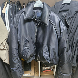 준지컬렉션 크롭패딩 구스다운46팝니다