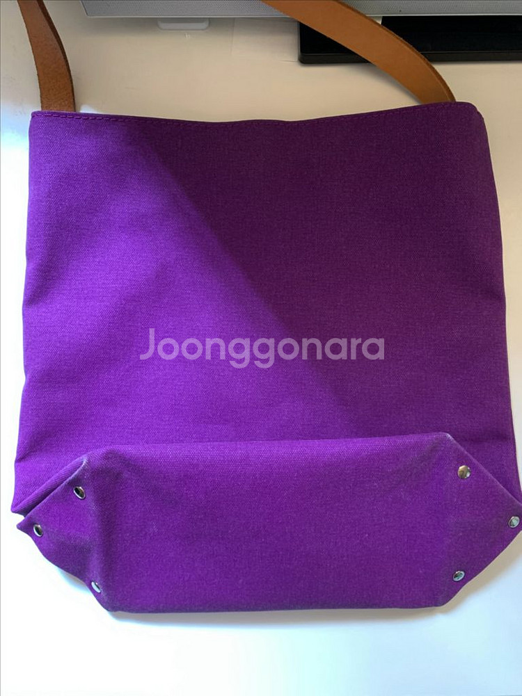 템베아 가죽 바게트백--2