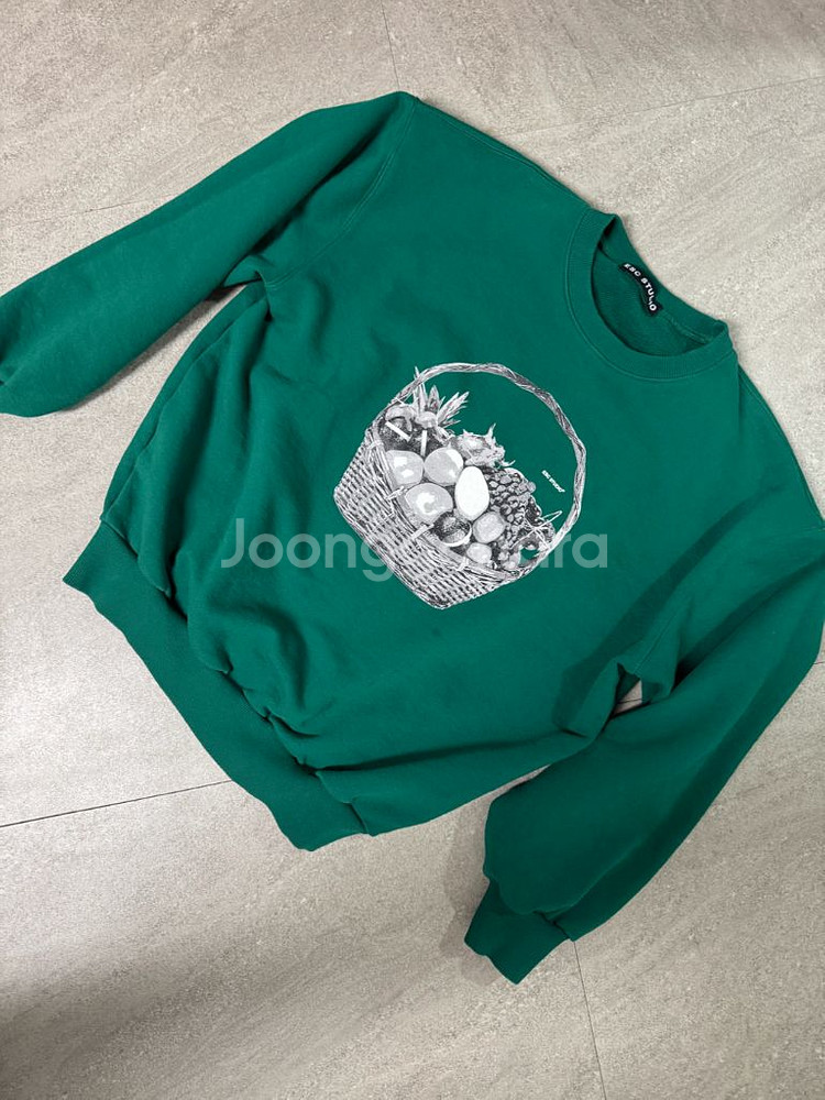 ESC STUDIO 프린팅 맨투맨--1