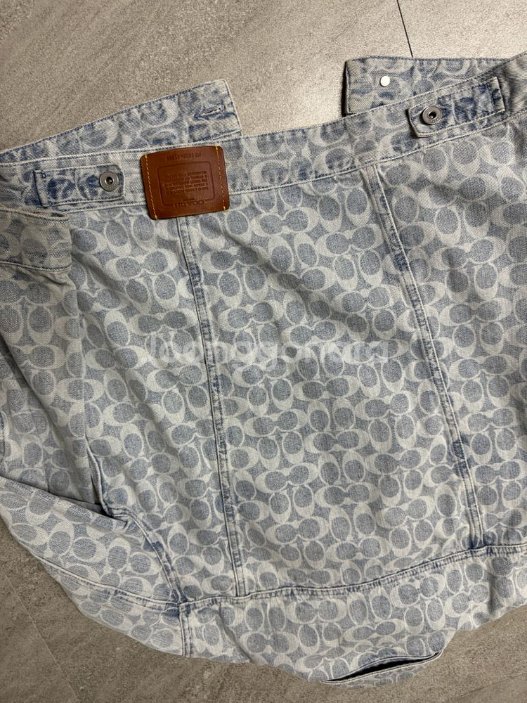 코치 모노그램 데님 자켓--2