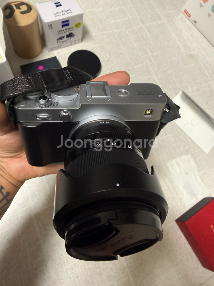 후지필름 x-e5 실버 렌즈는 xf1650 악세서리등--3