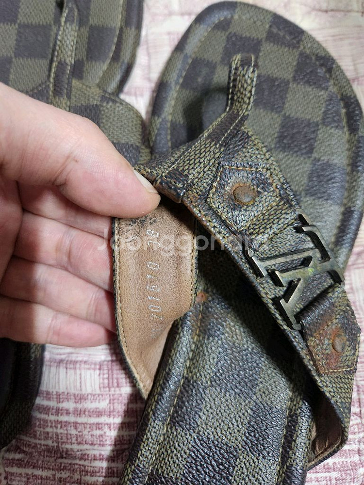 루이비통 슬리퍼--1