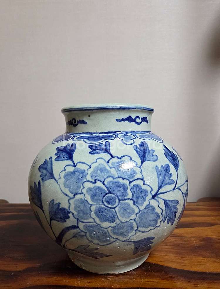 골동품 조선시대 후기 관요사기 분원 모란문 호--0