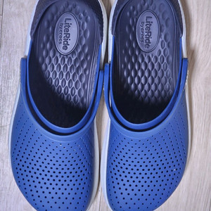 크록스 라이트라이드 m11, 290