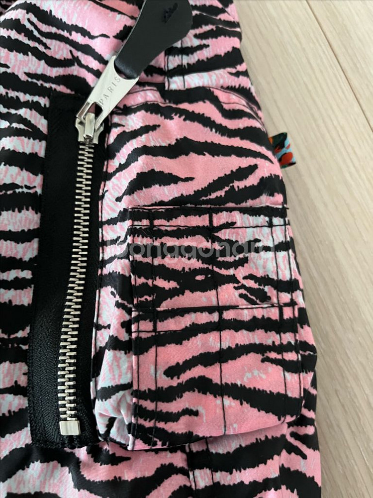 (거의새것)Kenzo x H&M 겐죠 남녀공용 퀼--8