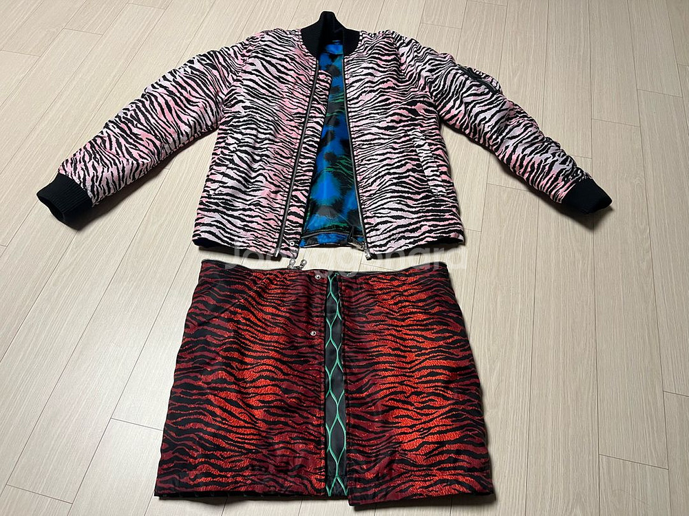 (거의새것)Kenzo x H&M 겐죠 남녀공용 퀼--2