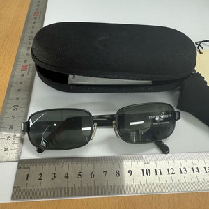 엠포리오 아르마니 선글라스