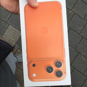 아이폰17 프로맥스 오렌지 512 자급제 미개봉팝니다