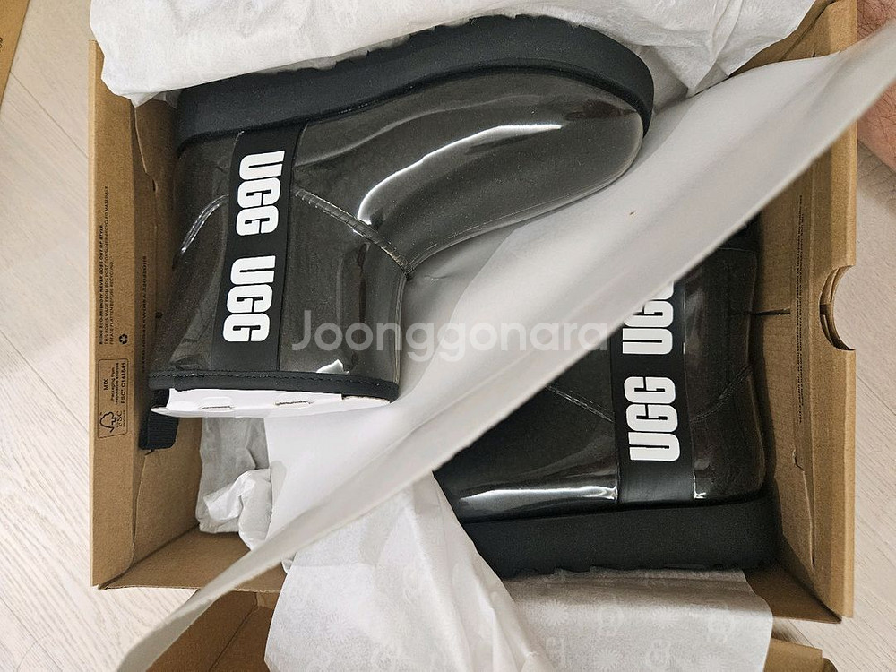 어그 클리어 미니 우먼 US5 블랙--0