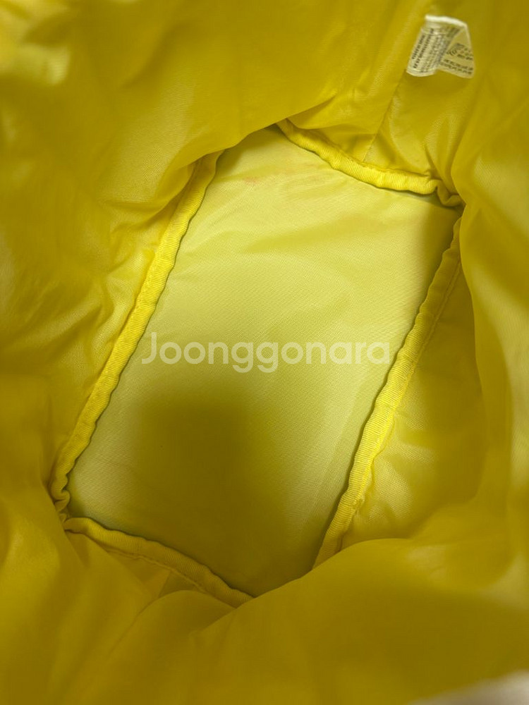 아프리콧 스튜디오 캐스터네츠 크로스백--5