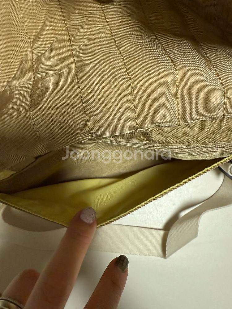 아프리콧 스튜디오 캐스터네츠 크로스백--4