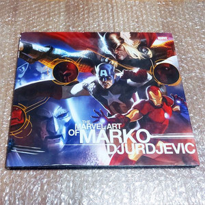마르코 주르제비치 아트북 마블 화집 초판 판매합니다