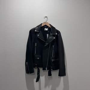 [새상품 (44-66)] 페미니크 제작 가죽 자켓