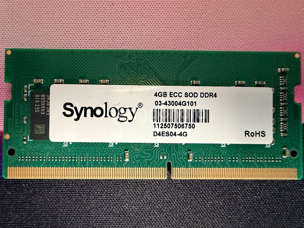 시놀로지 정품 DDR4 ECC Sodimm 램--0